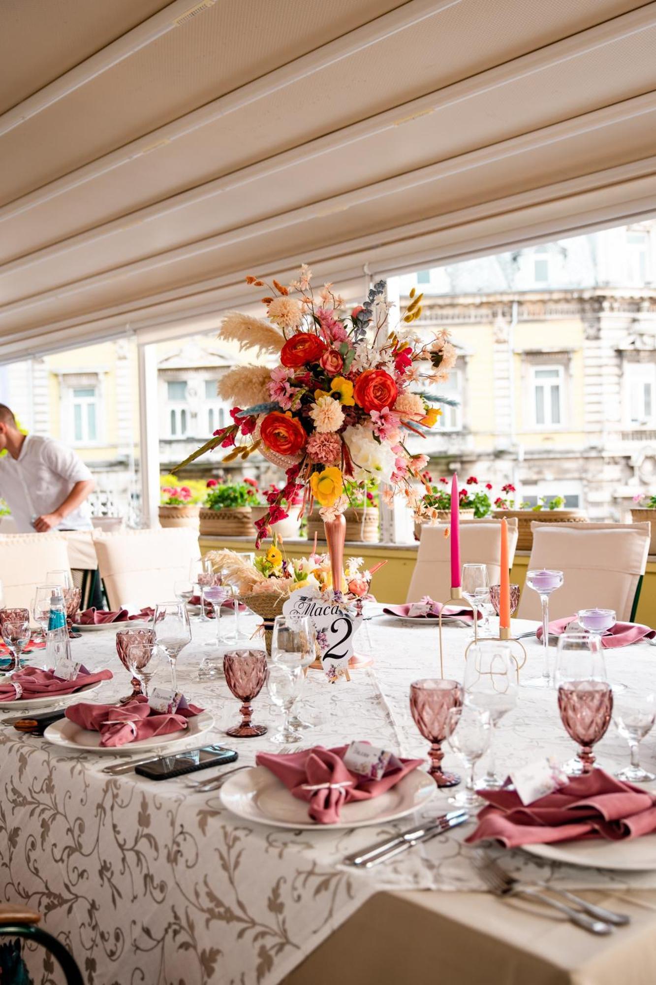 Hotel Anna Palace Ruse Exterior photo